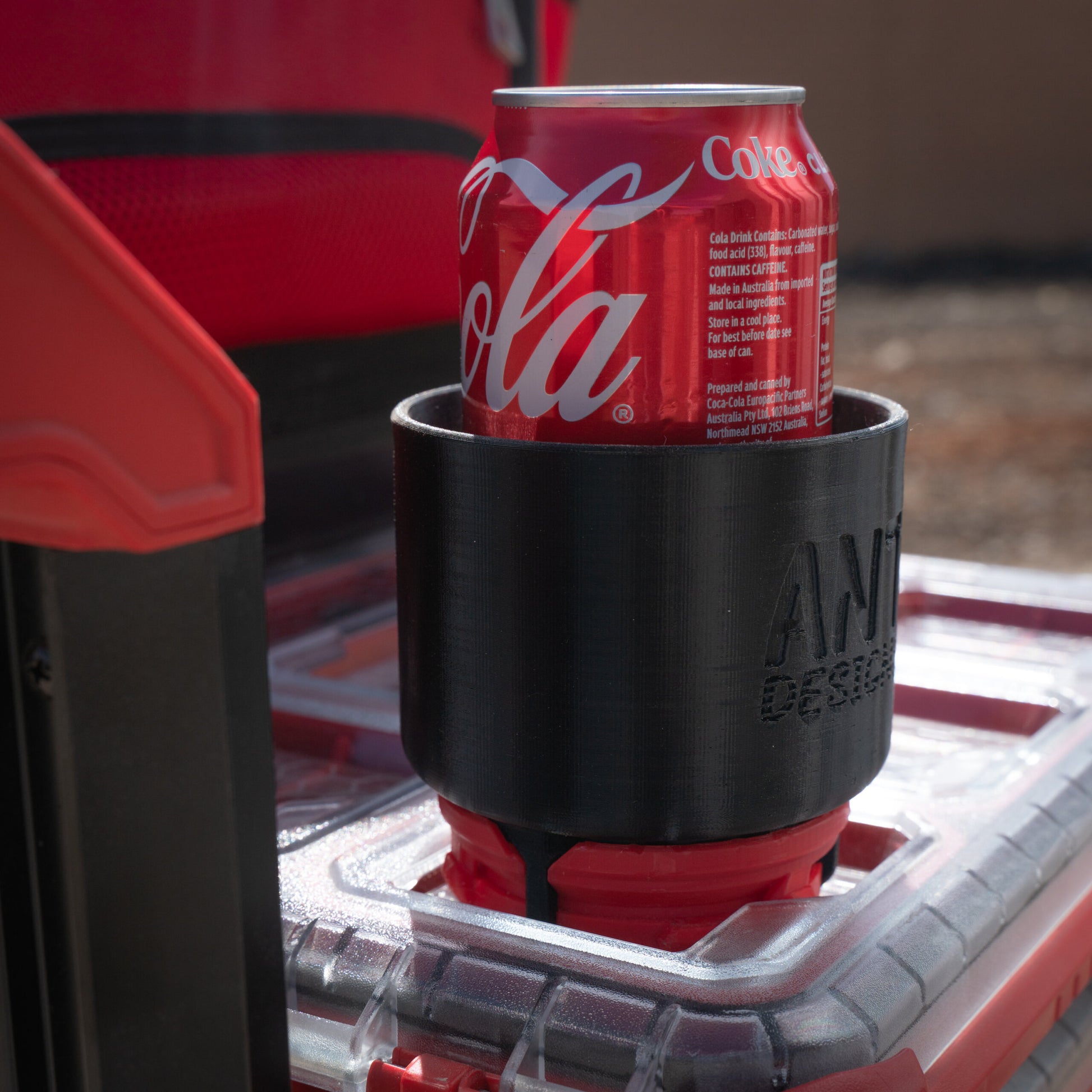 packout cup holder twist mount red black