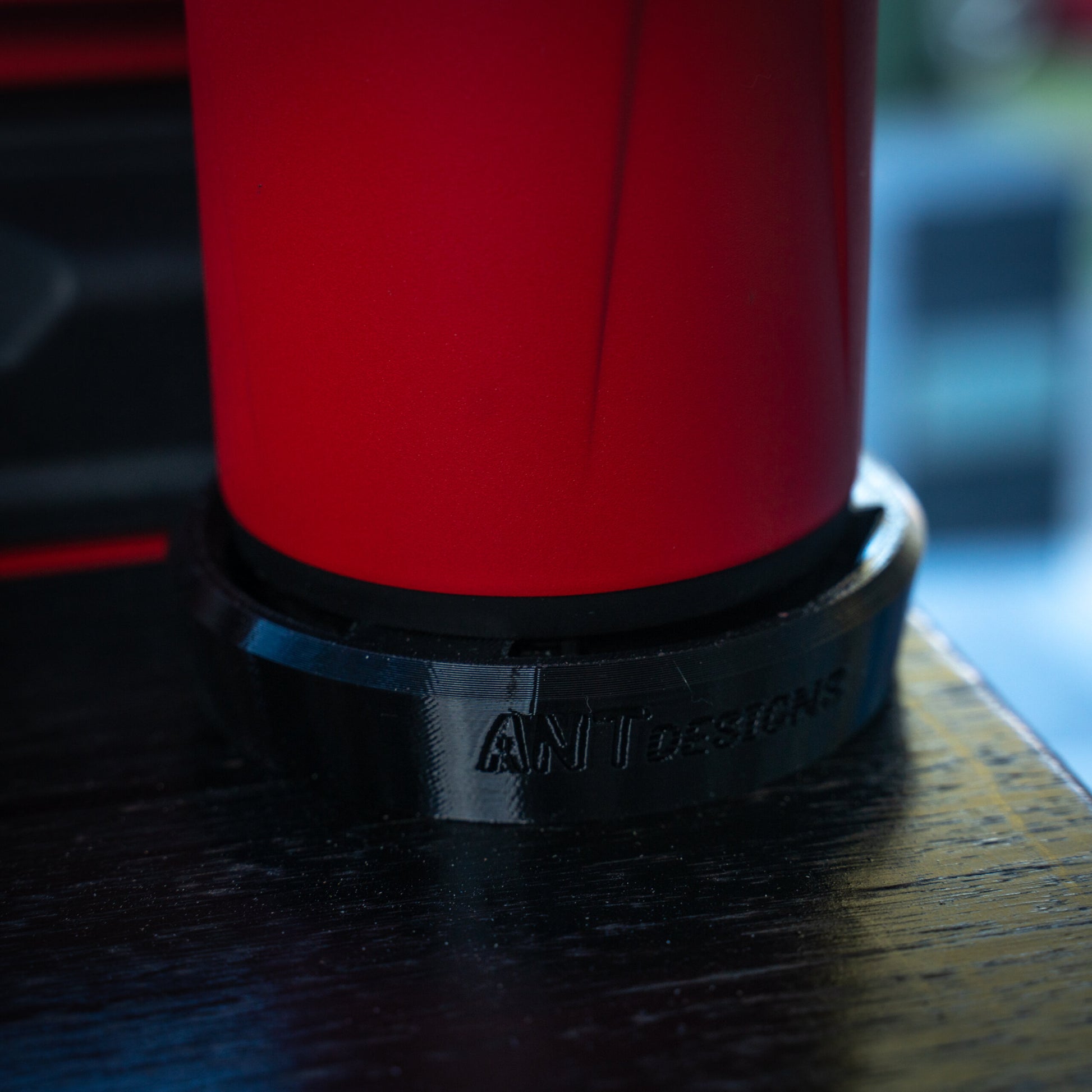 packout cup mount tumbler puck red black