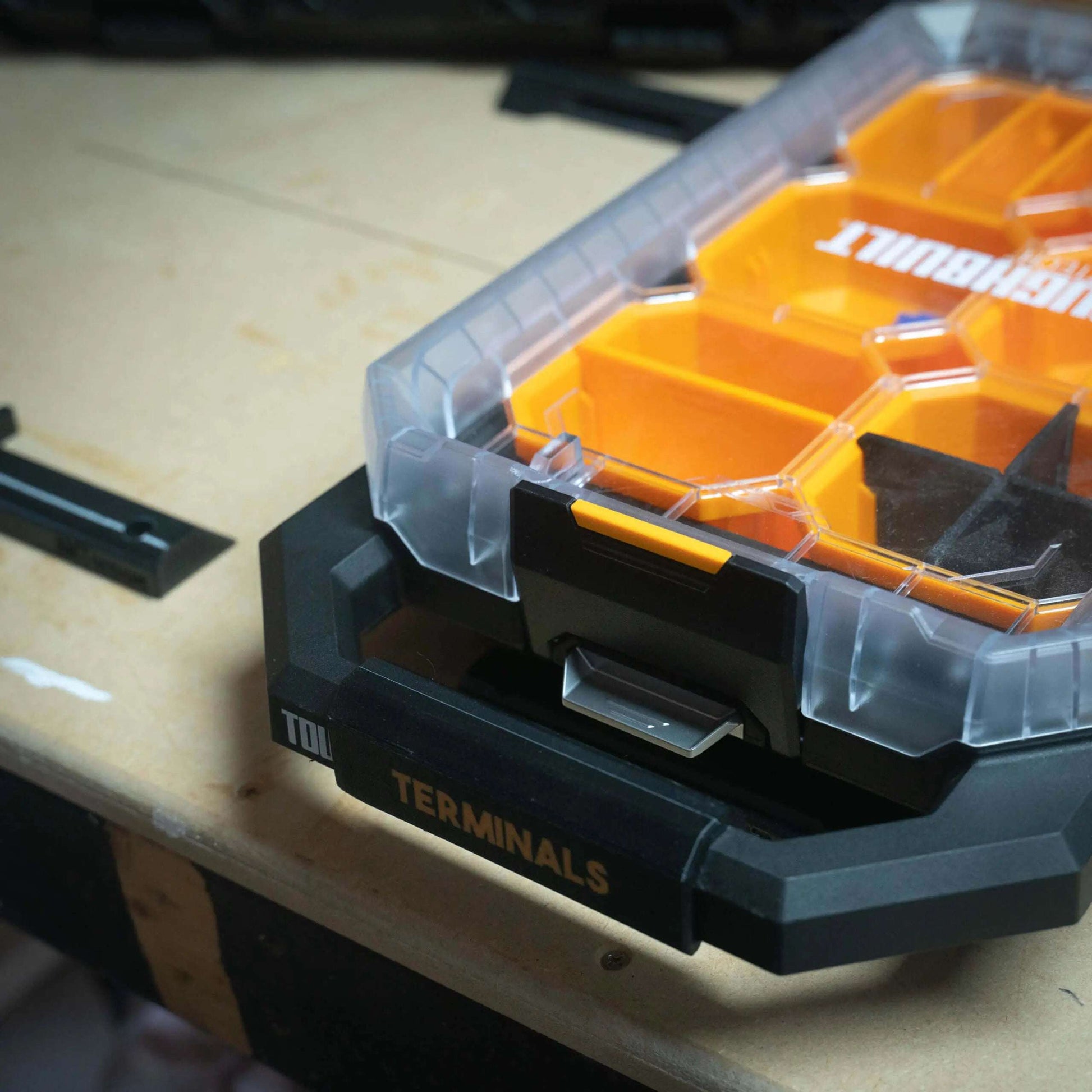 Mounting Brackets | StackTech  packout australia